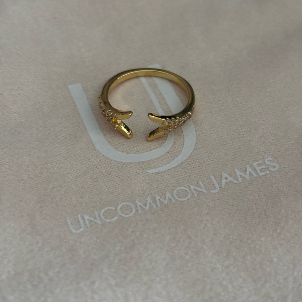 Uncommon James Gold Caged Ring size 7